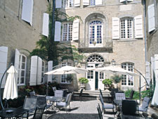 Relais Royal Hotel & Restaurant