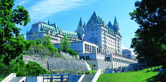 hotels in canada