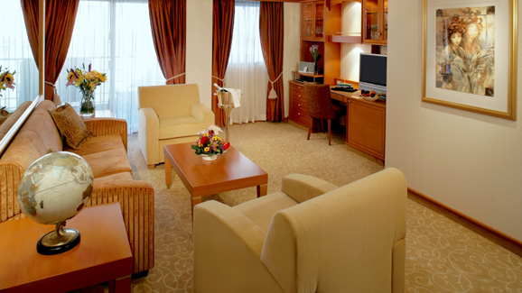 Regent Seven Seas Cruises, Grand Crossings