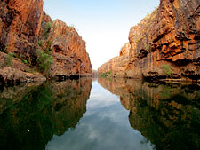 Aircruising Australia/Bill Peach Journeys