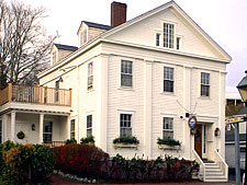 Nantucket Whaler Guest House