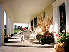 Checkerberry Inn, The