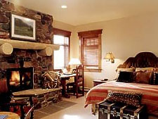 Big EZ Lodge, The