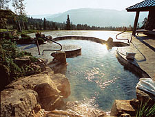 Big EZ Lodge, The