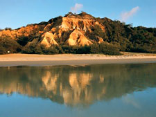Aircruising Australia/Bill Peach Journeys, Jewels of the North Aircruise