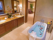 Tropical Villa Vacations<br/>Royal Ilima at Wailea Beach Villas