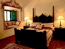 Machu Picchu<Br>Blue Parallel