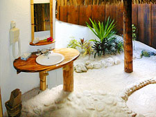 Manihi Pearl Beach Resort