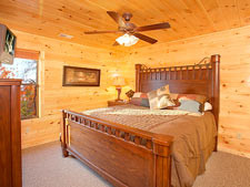 Elk Springs Resort - Knotty and Nice