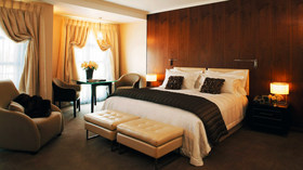 Bill Peach Journeys, Aircruising New Zealand