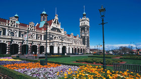 Bill Peach Journeys, Aircruising New Zealand