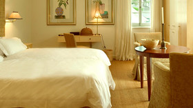 Ker & Downey, South Africa Wine and Wildlife