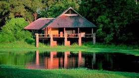 Mfuwe Lodge<br>The Bushcamp Company