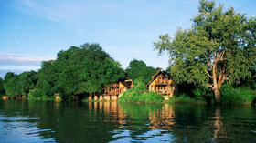 Mfuwe Lodge<br>The Bushcamp Company