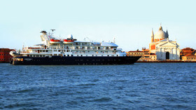 Travel Dynamics International, Corinthian II