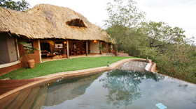 Cheli & Peacock, 11-Day All-Inclusive Kenya Safari