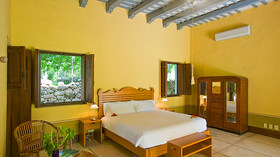 Hacienda Itzincab Camara