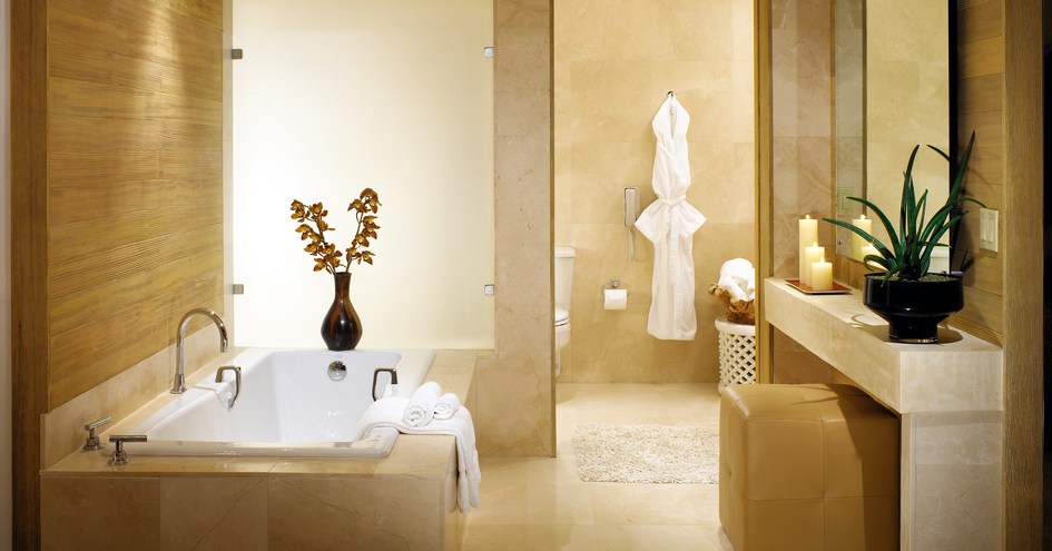 Huntley Santa Monica Beach