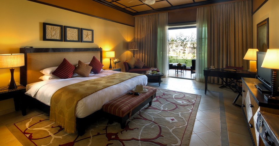Anantara Desert Islands Resort & Spa  