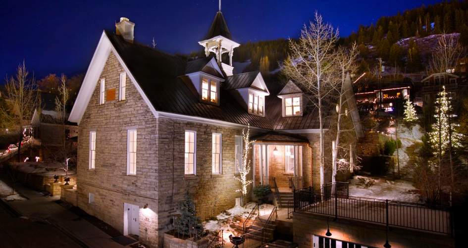 Washington School House Hotel