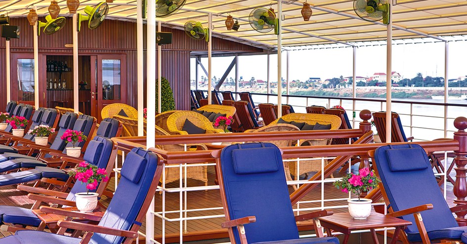 uniworld boutique river cruise collection