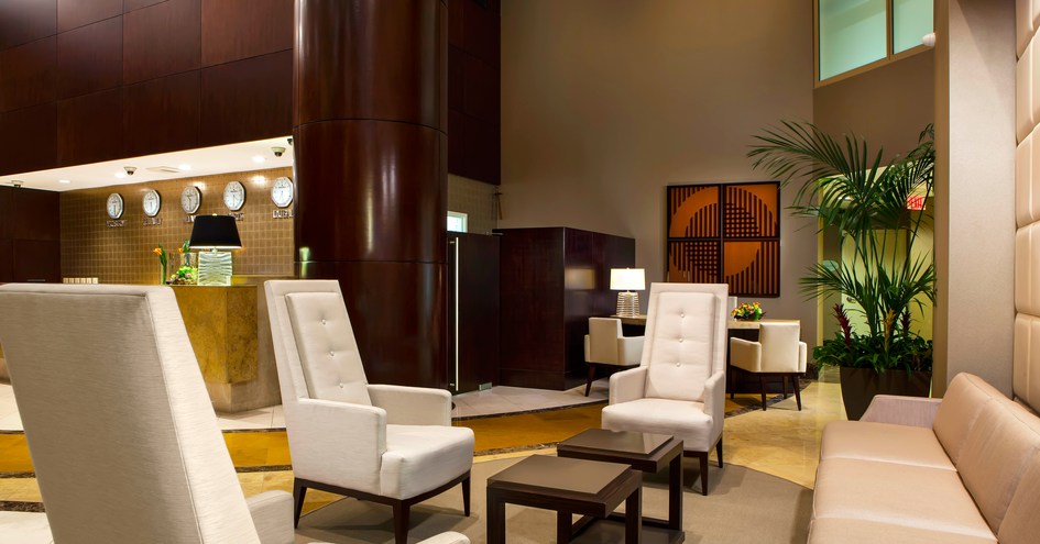 Trump International Beach Resort