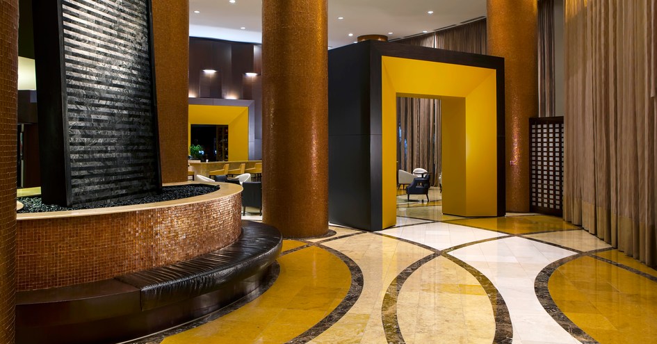 Trump International Beach Resort