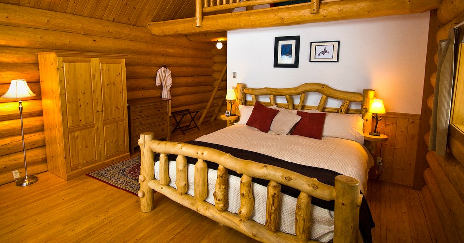 Tweedsmuir Park Lodge