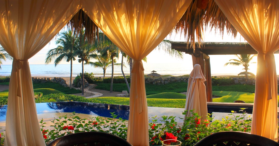 Las Palmas Beachfront Villas