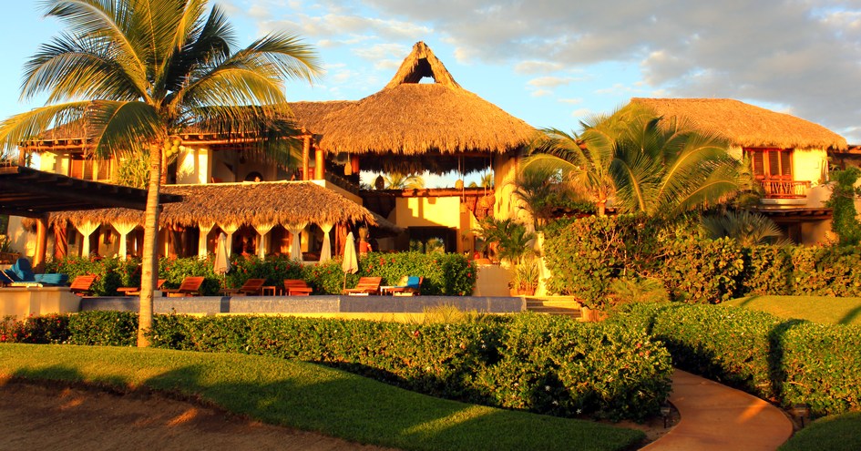 Las Palmas Beachfront Villas