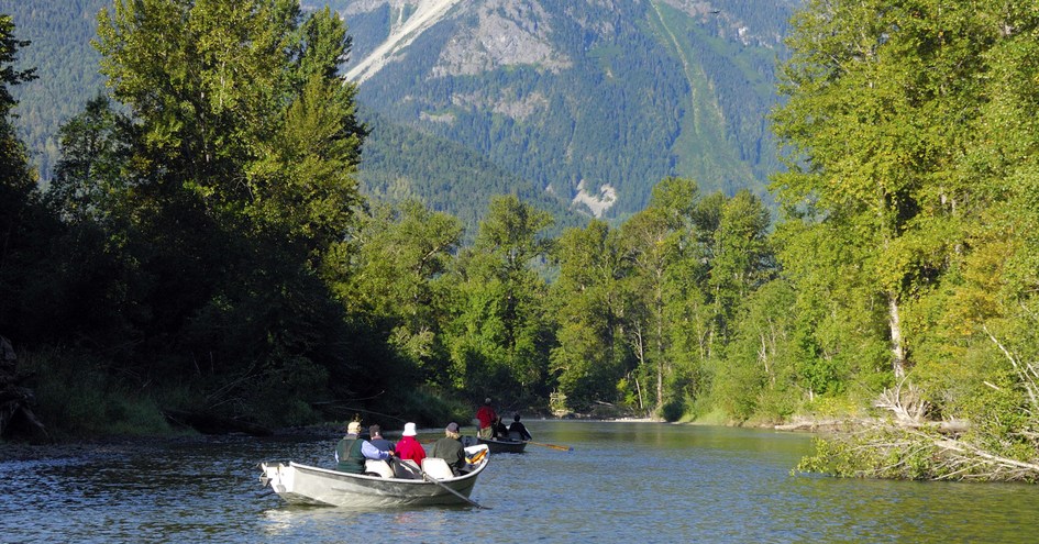 Tweedsmuir Park Lodge