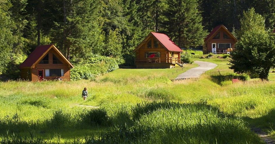 Tweedsmuir Park Lodge