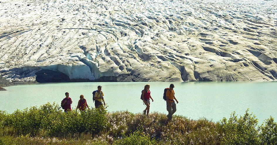 Tweedsmuir Park Lodge