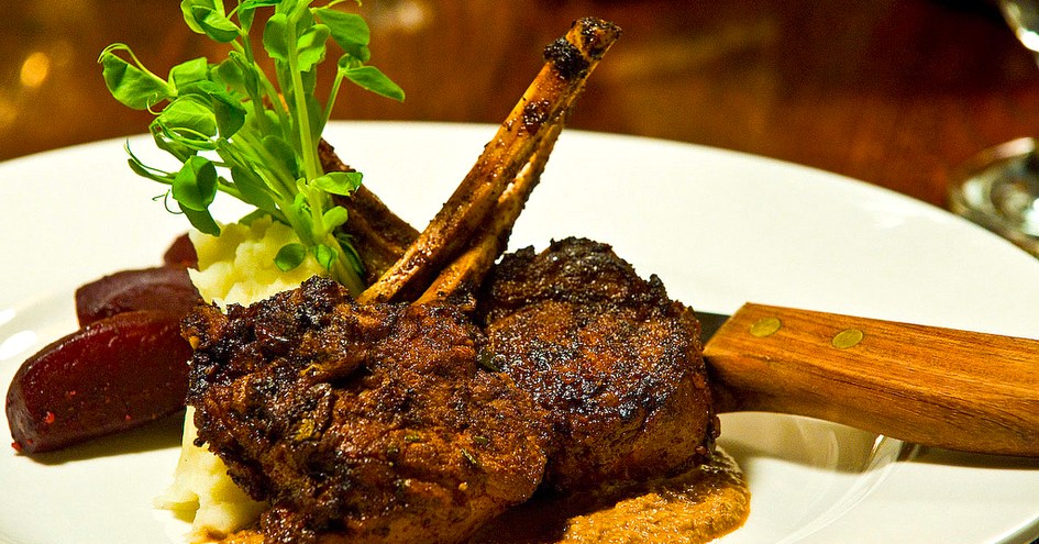 Tweedsmuir Park Lodge