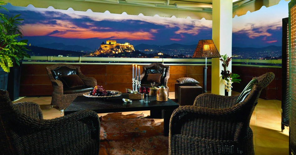 Divani Caravel Hotel