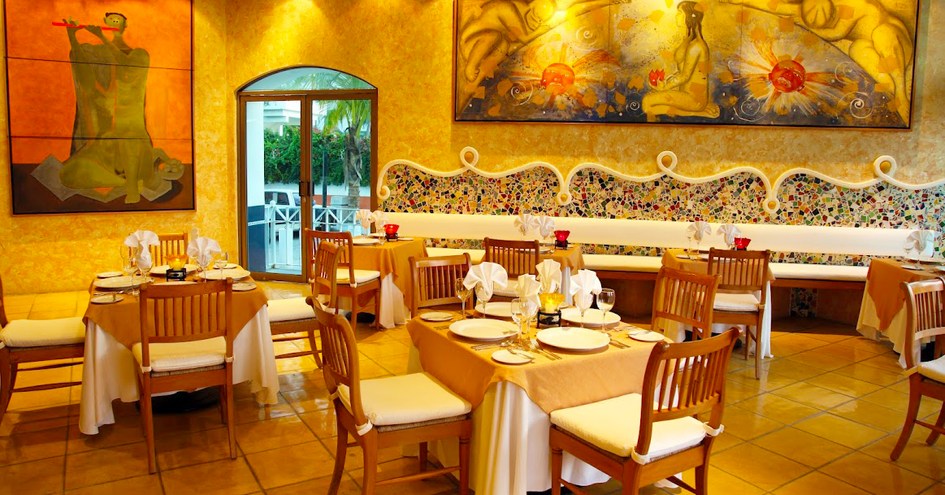 Villa Premiere Boutique Hotel & Romantic Getaway