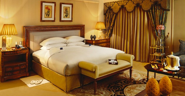 The Ritz-Carlton, Santiago