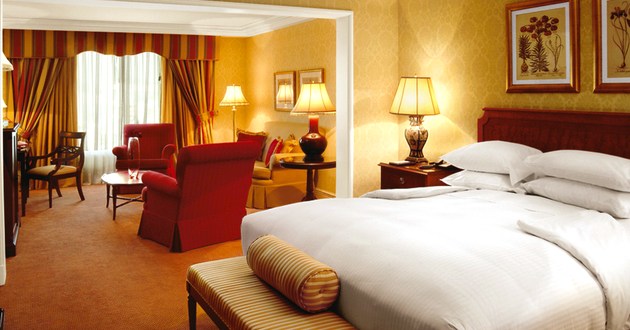 The Ritz-Carlton, Santiago