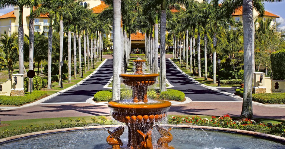 The Ritz-Carlton Naples, Tiburon