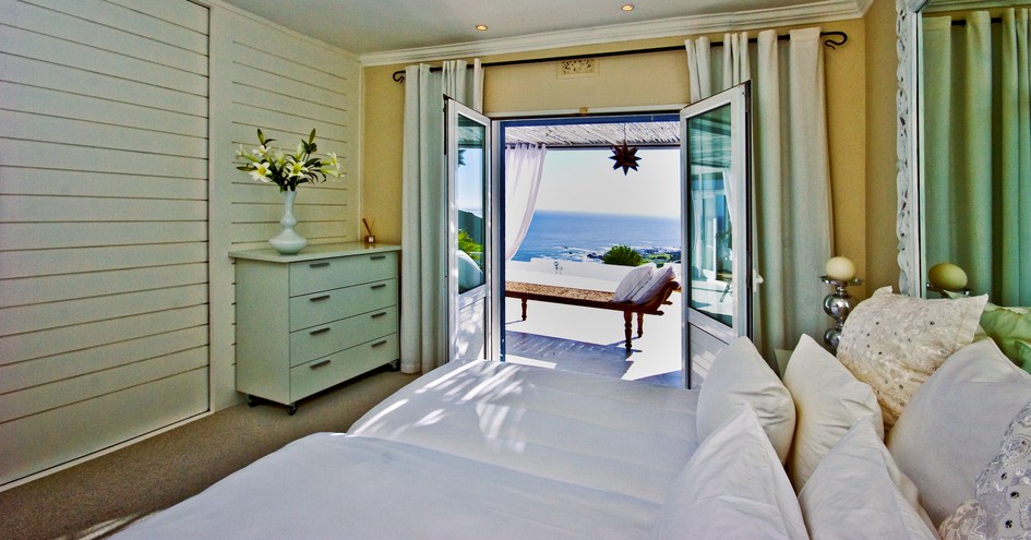 Villa Luna Guest Villas