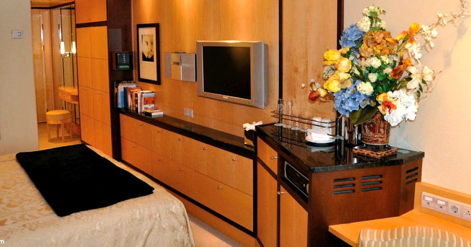 The World, Residences at Sea