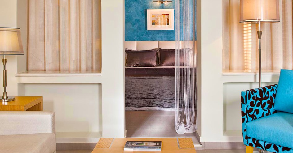 Petit Palace Suites Hotel