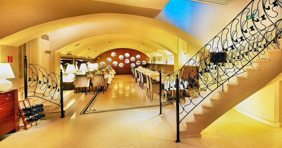 Tulip House Boutique Hotel