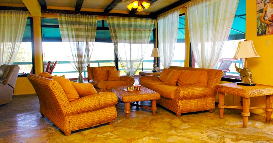 Golden Dolphin Villa