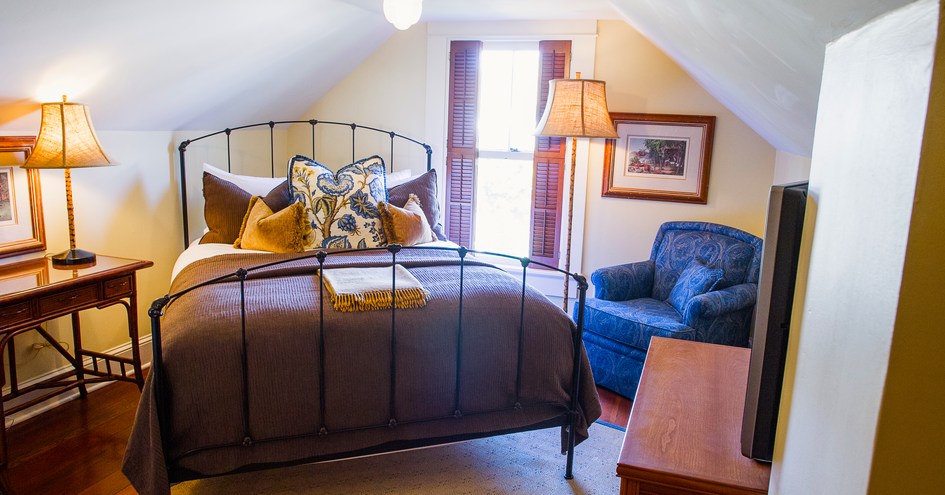 Cass House Inn and Restaurant