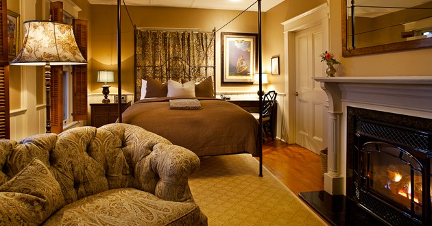 Cass House Inn and Restaurant