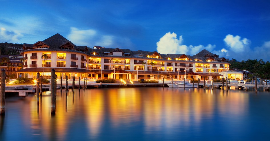 The Bannister Hotel & Yacht Club