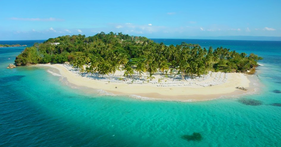 The Bannister Hotel & Yacht Club