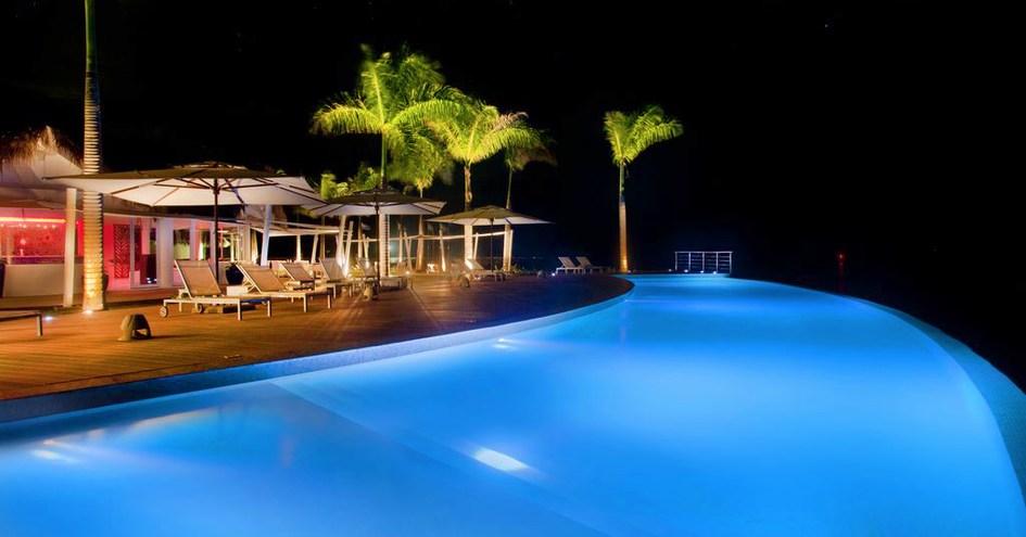 The Bannister Hotel & Yacht Club