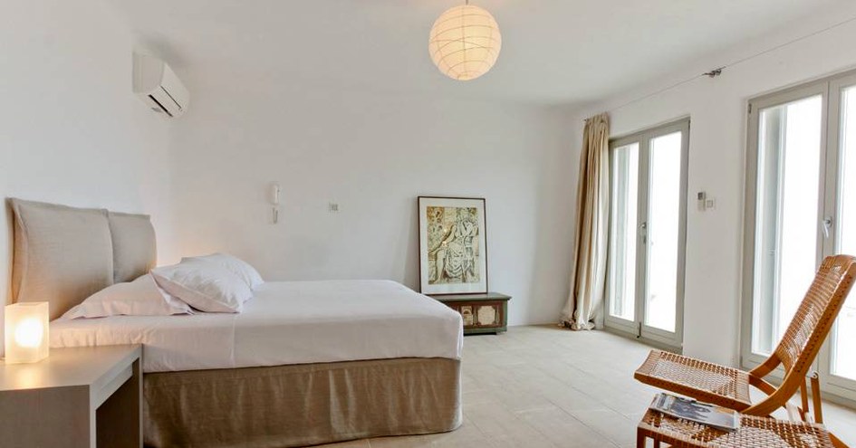 Housination, Villa Vince